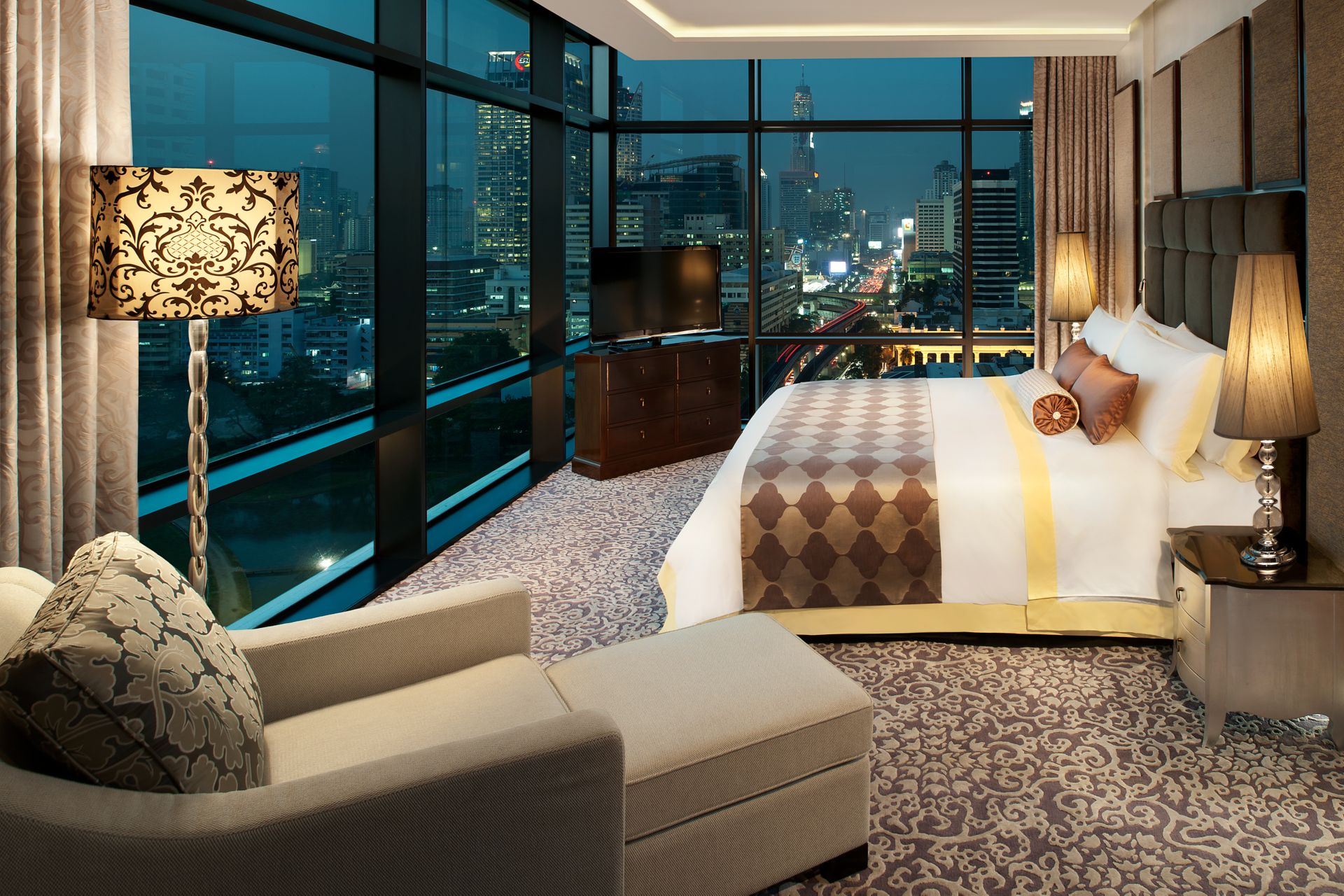 Caroline Astor Suite